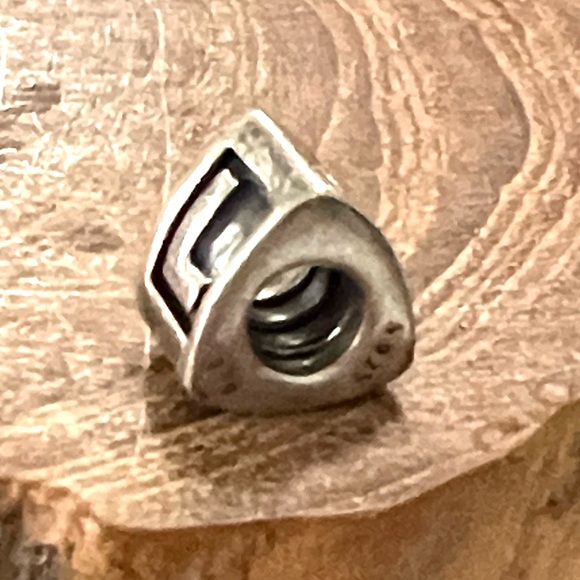 Pandora Block Letter L 💎🌸Retired🌸💎 Sterling Silver - Picture 4 of 5